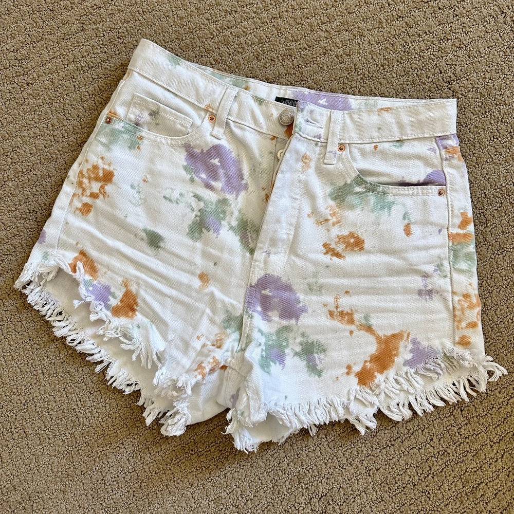 Wild Fable Women’s High Rise Shorts Tie-Dye